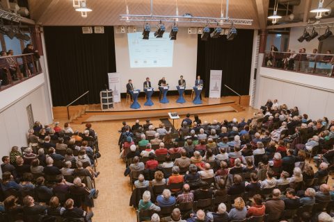 Die Arbeitsgemeinschaft Freiburger Bürgervereine lud zur Podiumsdiskussion ins Zähringer Bürgerhaus ein.