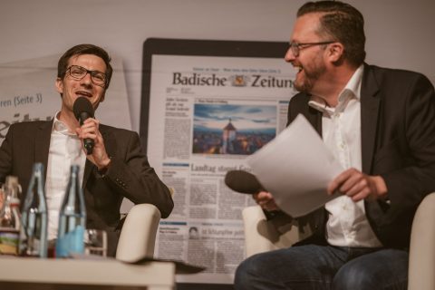 Die Badische Zeitung lud zur einstündigen, live übertragenen Talk-Runde in die Wodan Halle ein.